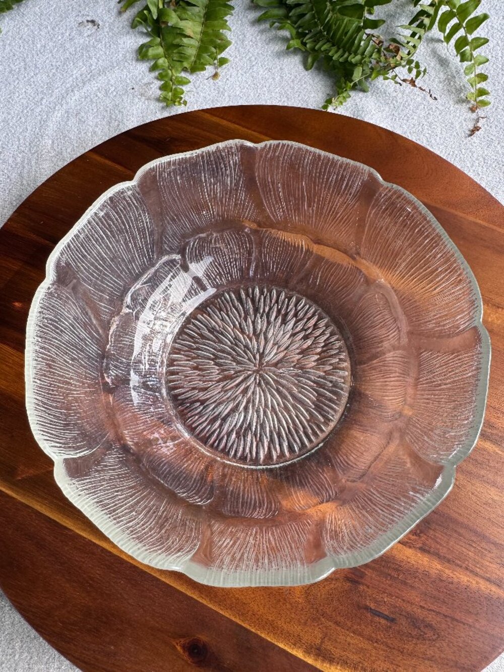 Vintage Arcoroc France Fleur Glass Serving Bowl - Clear Pressed Petal Design